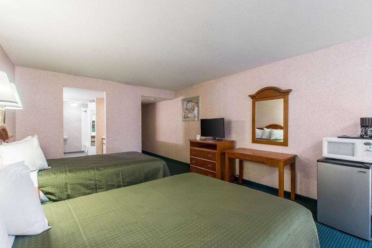 San Bernandino Inn & Suites San Bernardino Zewnętrze zdjęcie